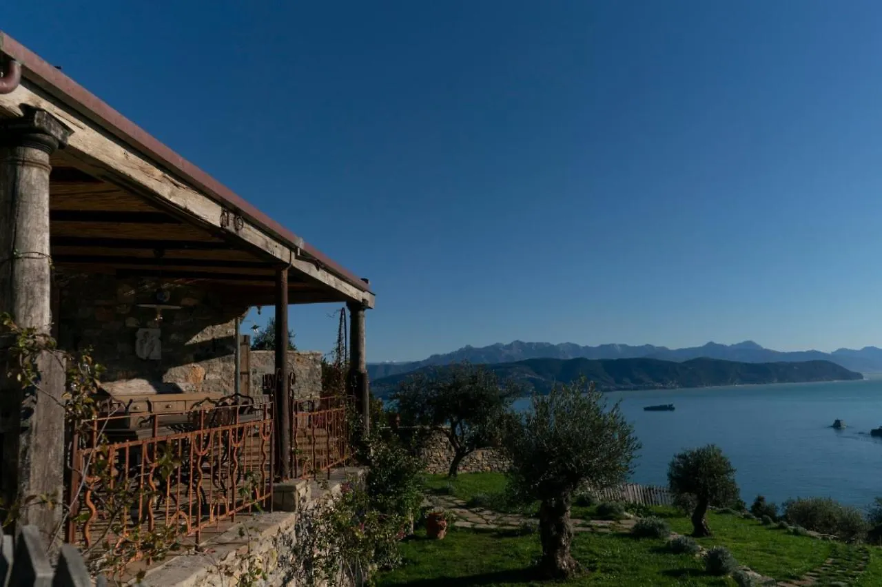 Vila La Casa Sopra Il Castello - Portovenere Porto Venere 0*,